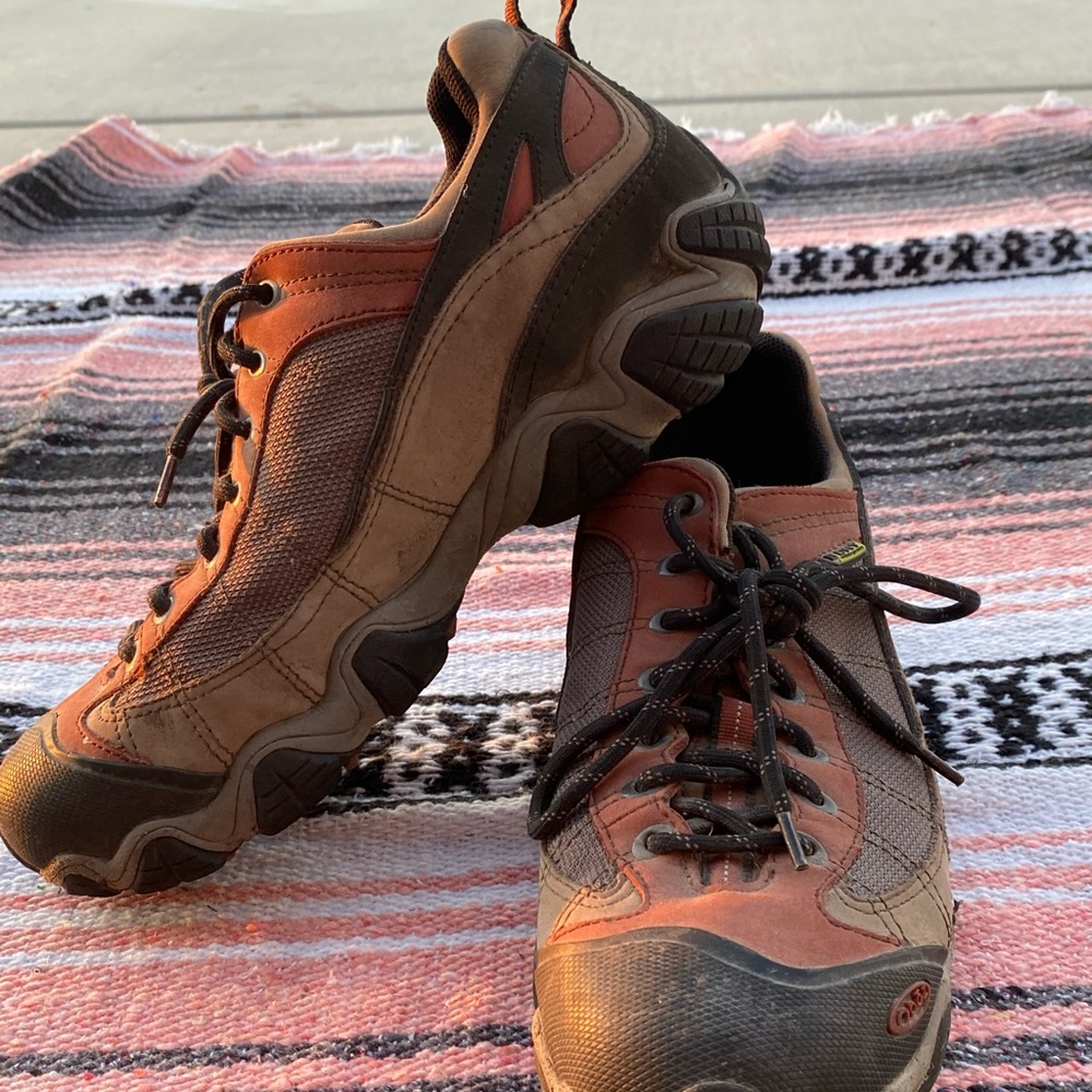 Hiking shoes
